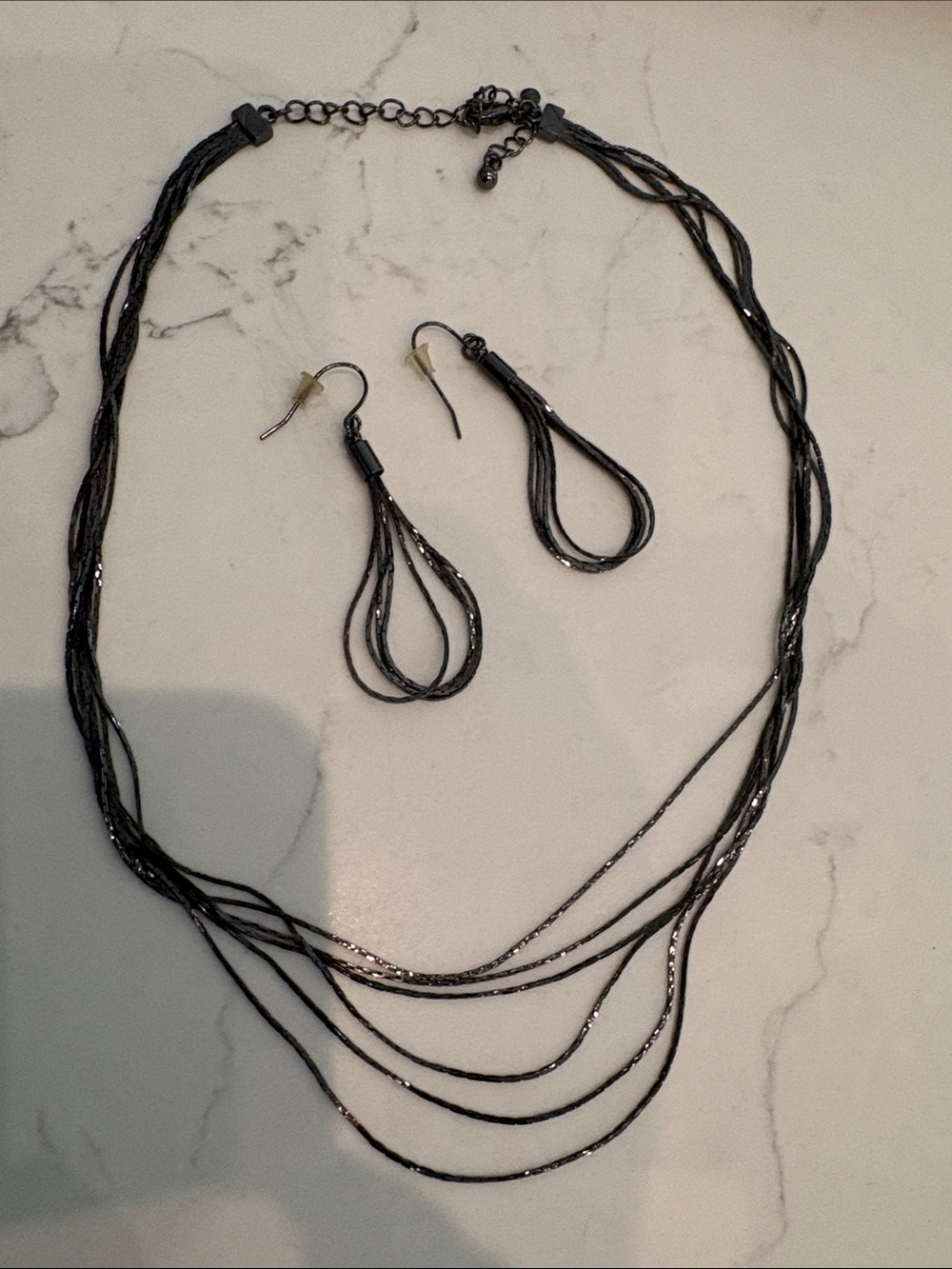 VTG Premier Designs Black Tone Multi Strand Liquid Chain Necklace & Earring Set